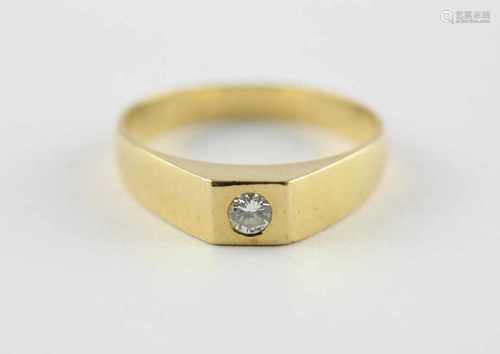 SOLITÄRRING, 585/ooo Gelbgold, besetzt mit einem Brillantsolitär von ca. 0,15 ct., RG 62, 4,7g