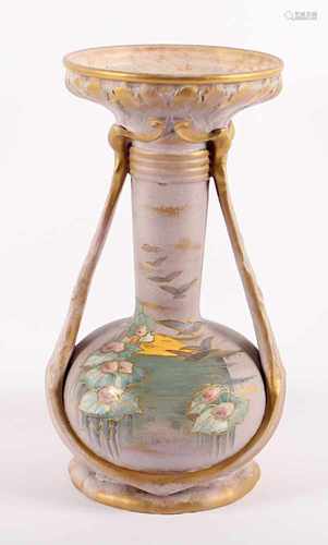 VASE, Steinzeug, reliefierte Blattornamentik, auf der Wandung polychrome Seelandschaft,