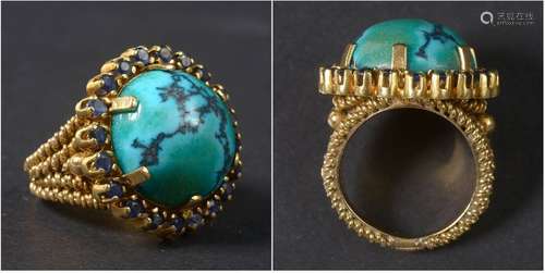 Bague en or jaune 18 carats sertie d'une turquoise…