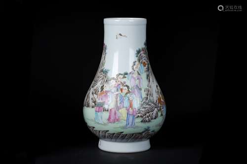 A Chinese Famille Rose Porcelain Zun