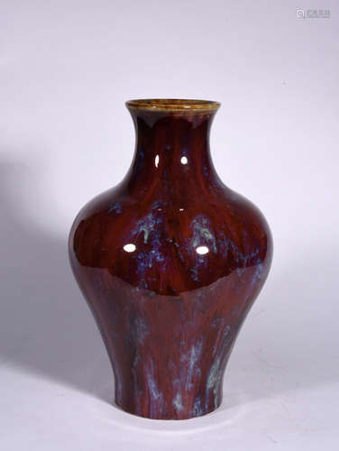 A Chinese Glazed Porcelain Vase