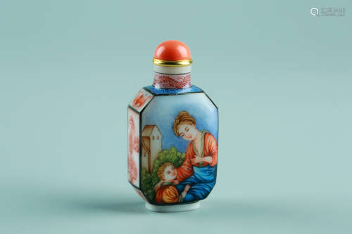 A Chinese Printed Enamel Snuff Bottle