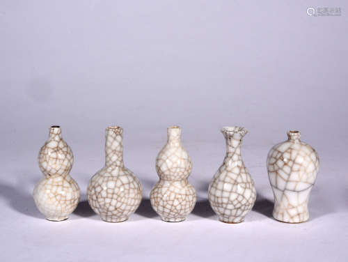 A Set of Chinese Glazed Porcelain Vases,5pcs