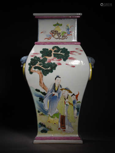 A Chinese Famille Rose Porcelain Vase