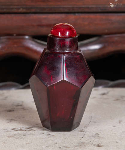 Chinese Antique Red Ruby like Glass Snuff Bottle