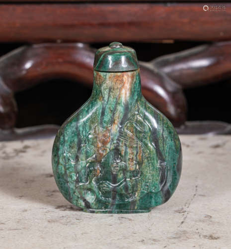 Chinese Antique carved Malachite Snuff Bottle