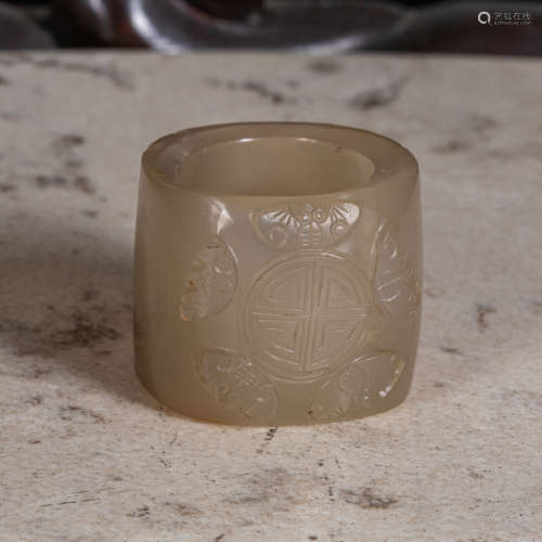 18-19th Chinese Antique cameo agate thumb ring