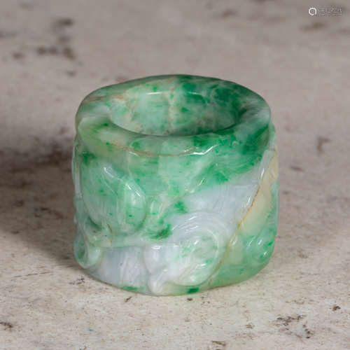Chinese carved jade jadeite thumb ring