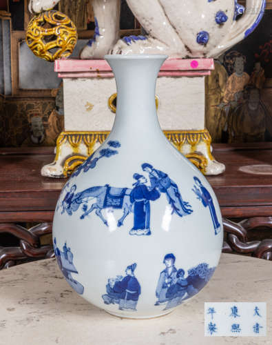 Chinese Antique B&W Porcelain vase