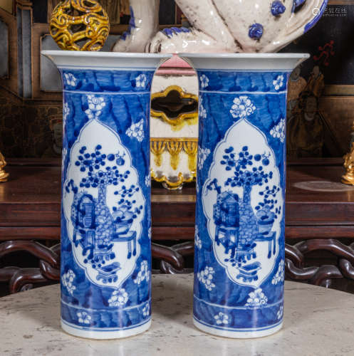 Pair of Chinese Antique B&W Porcelain vase