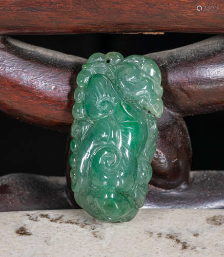 Chinese vintage jade jadeite pendant