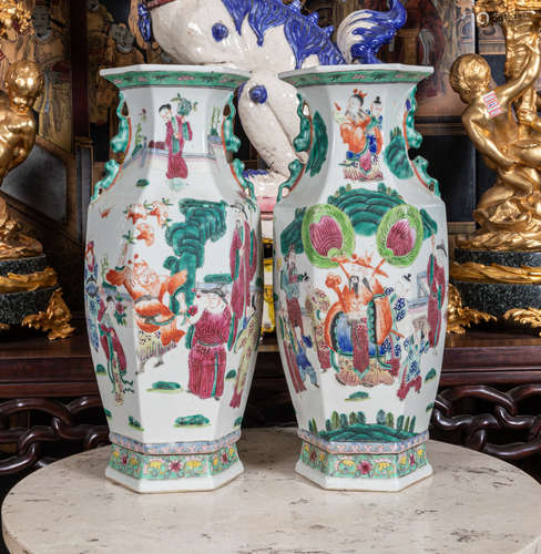 Pair of Chinese rose famille Porcelain vase