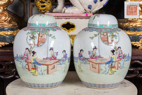 Pair of Chinese export enameled Porcelain jar