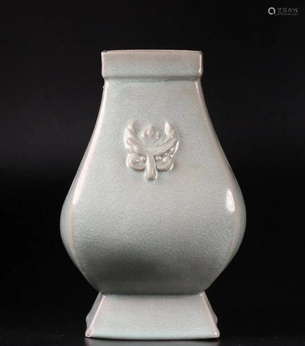 A CHINESE RU-TYPE JAR, SONG DYNASTY