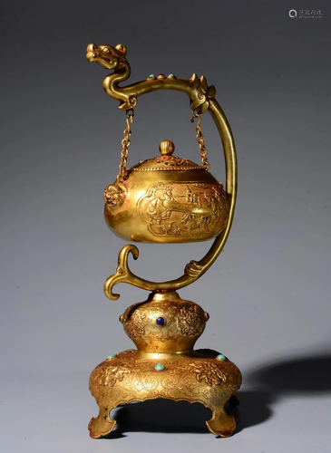 A JAPANESE GOLD TEA POT,SHOWA PERIOD