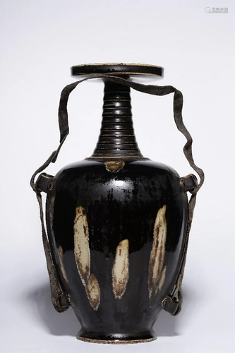 A CHINESE DING BLACK-GLAZED VASE, SONG …