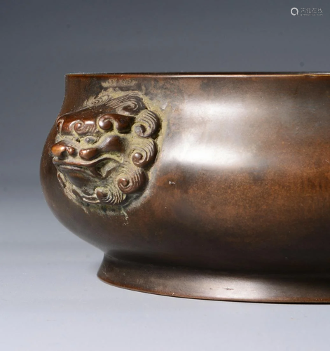 A CHINESE BRONZE CENSER WITH XUANDE MARK…