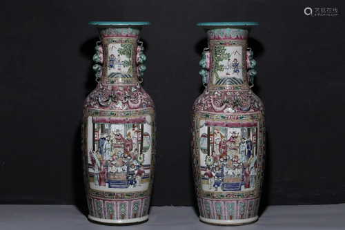 A PAIR OF CHINESE FAMILLE ROSE VASE,QING DY…