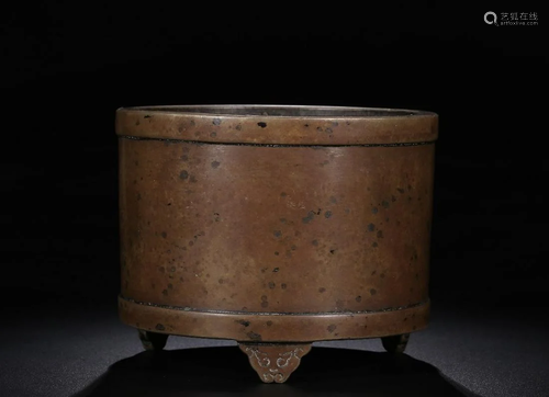 A CHINESE BRONZE CENSER WITH MARK, QING …