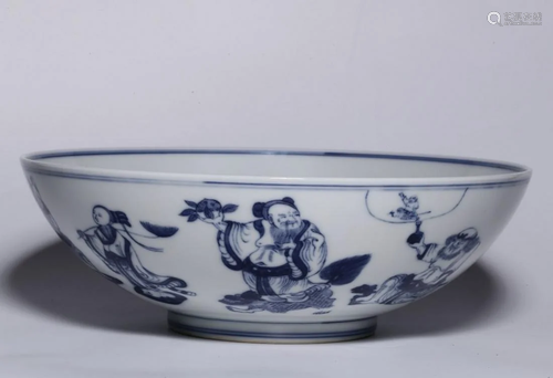 A LARGE CHINESE BLUE AND WHITE â€˜EIGHT …