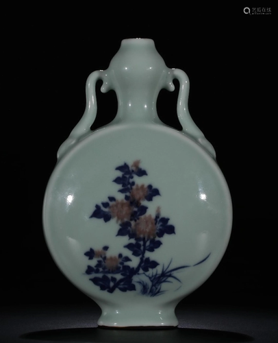 A CHINESE BLUE AND WHITE UNDERGLAZE RED PO…