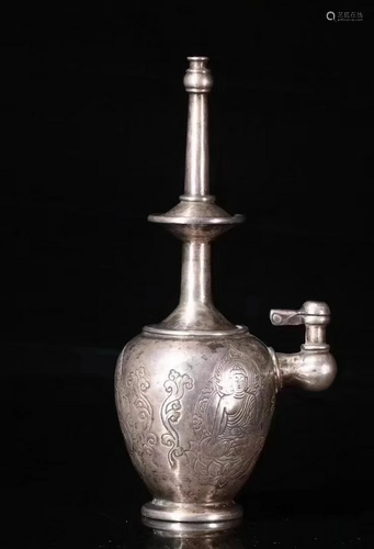 A CHINESE SILVER VASE,QING DYNASTY