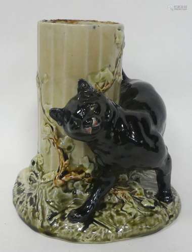 PORTE BOUQUET en barbotine figurant un chat noir f…