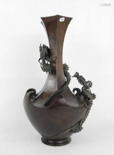 JAPON Epoque MEIJI (1868 1912) (?): Vase en bronze…