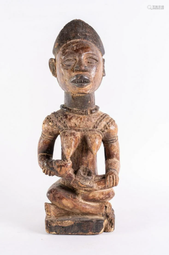 Arte africana Maternity sculpture, YombeD.R. Congo.