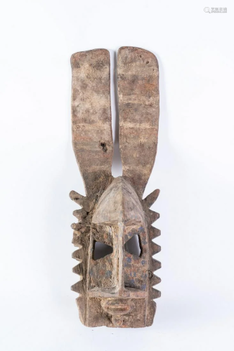 Arte africana A gomintogo mask, DogonMali.