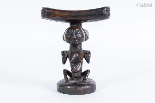 Arte africana Anthropomorphic headrest, Lu…