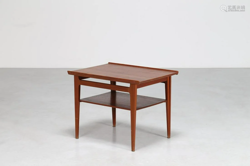 FINN JUHL Coffee table.