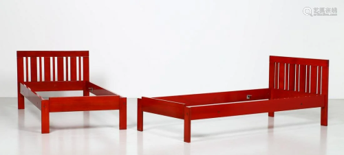 ETTORE SOTTSASS Pair of beds (2).