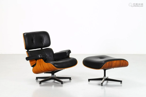 CHARLES & RAY EAMES Eames lounge chair .