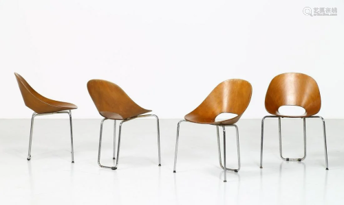 MANIFATTURA ITALIANA Four chairs (4).