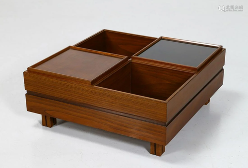 MANIFATTURA ITALIANA Coffee table.