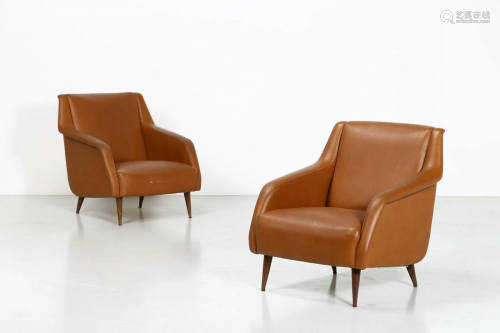 CARLO DE CARLI Pair of armchairs (2).