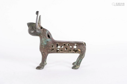 Arte Islamica A Seljuk lion shaped bronze incense