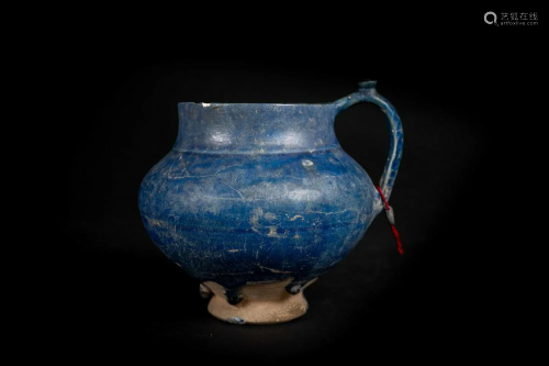 Arte Islamica A blue glazed pottery jug Iran, 13th