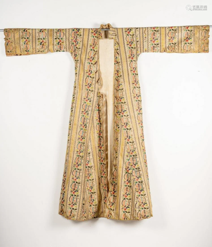 Arte Islamica An Ottoman silk vest embroidered…
