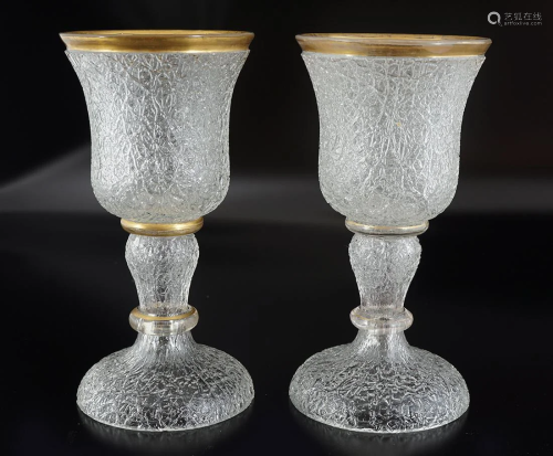 PAIR OF VENETIAN PARCEL GILT GLASS GOBLETS