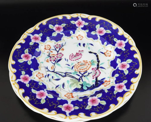 PAIR OF EARLY 19TH-CENTURY POLYCHROME PLATES