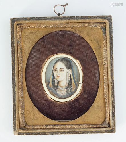 18/19TH-CENTURY INDIAN PORTRAIT MINIATURE