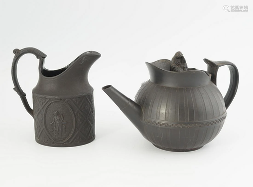 EARLY 19TH-CENTURY ENGLISH JASPERWARE TEA POT