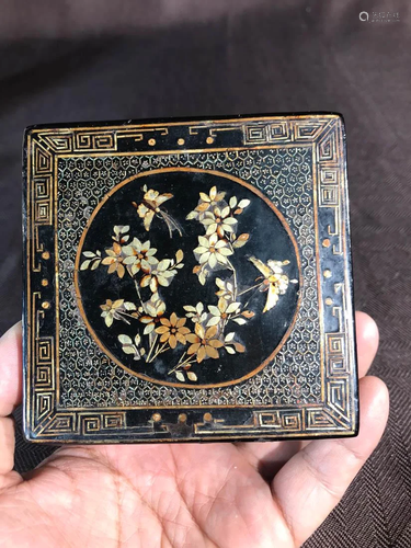 Chinese Kangxi Lacquer Box with MOP inlay