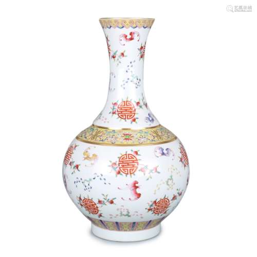 An Ancient Pastel Chinese Porcelain Vase Painted with the Pattern of Fu Shou（Longevity）