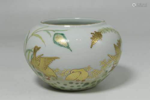 A Chinese Famille-Rose Porcelain Brush Washer