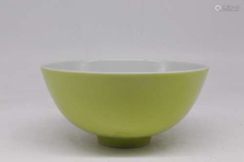 A Chinese Yellow Glazed Porcelain Bowl