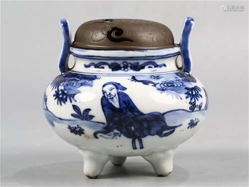 A Chinese Blue and White Porcelain Incense Burner with Hardwood Cover