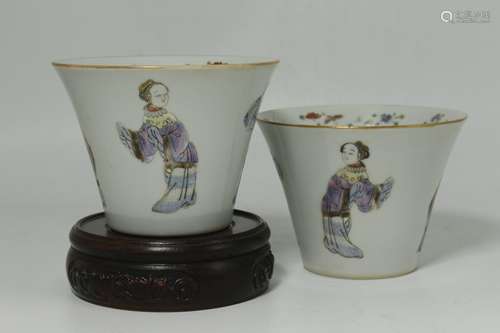 A Pair of Chinese Famille-Rose Porcelain Cups